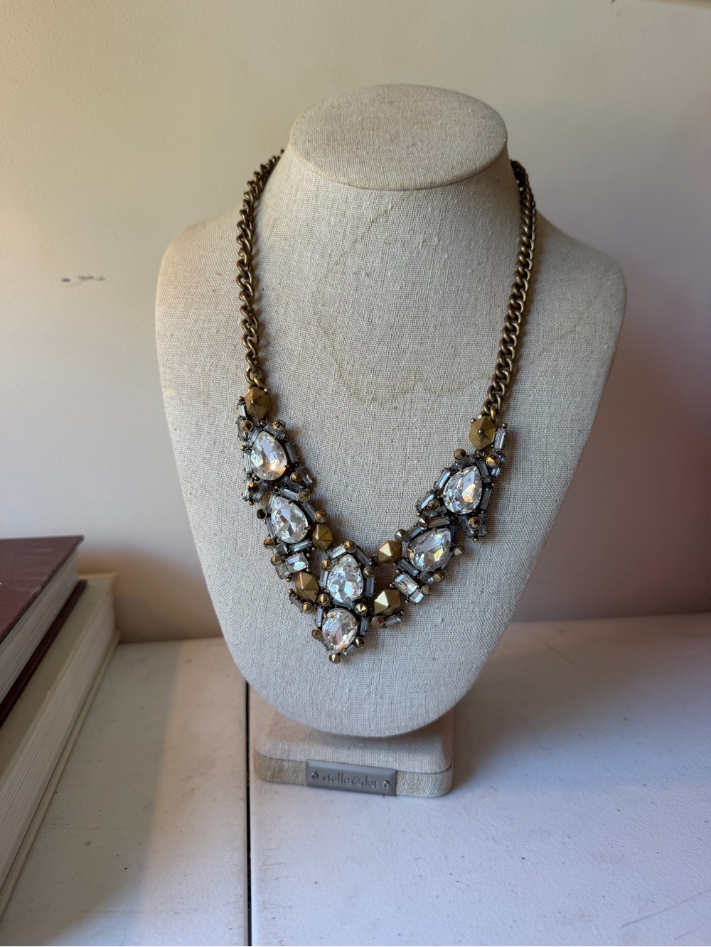 Stella & Dot Statement Bib Necklace in Clear and Antique Gold